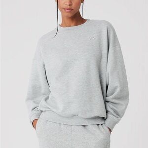 Alo Yoga Accolade Crew Neck Pullover - athletic Heather Grey NWT